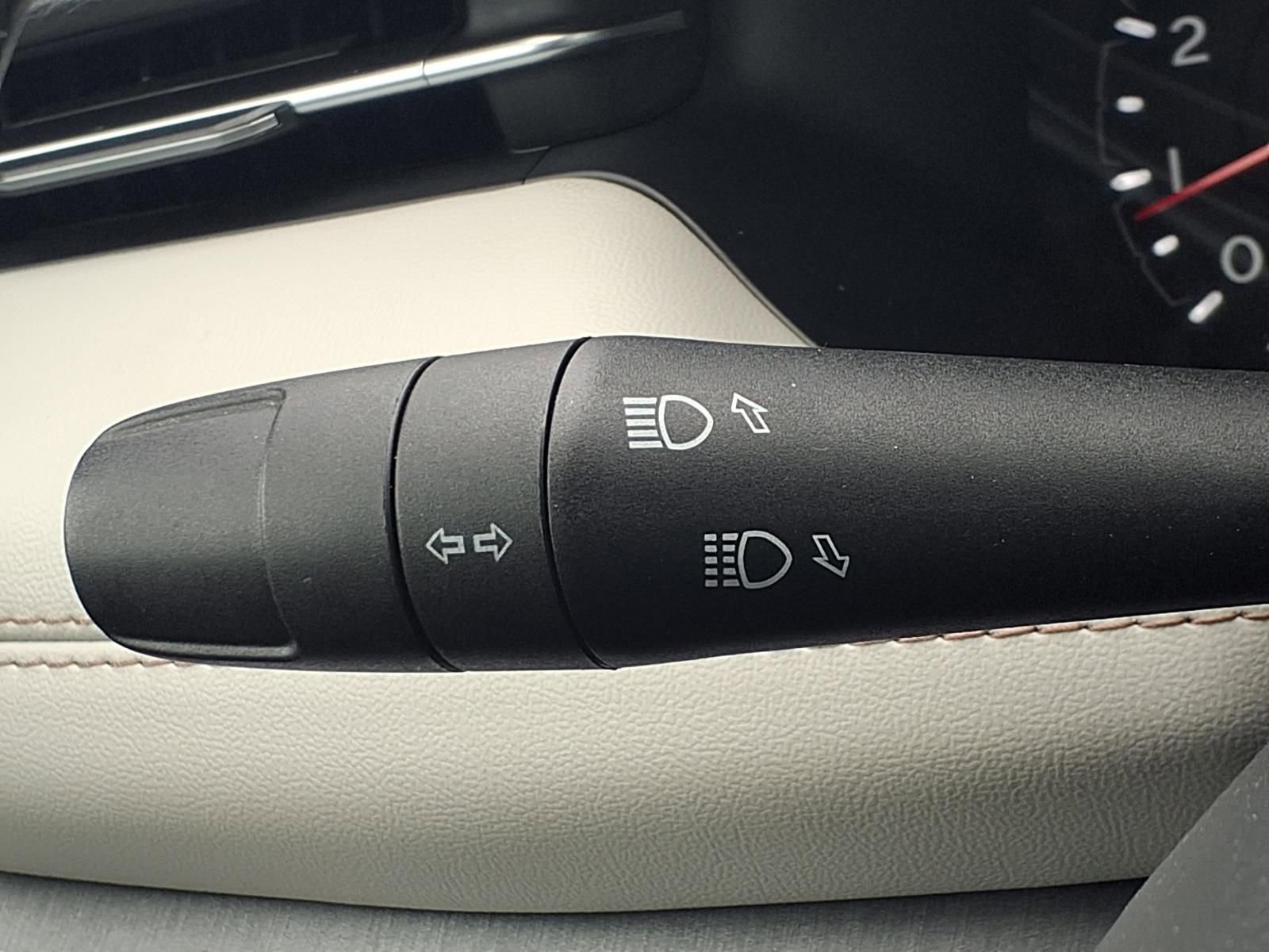 Used 2025 Jeep Compass Limited AWD/4WD image 14