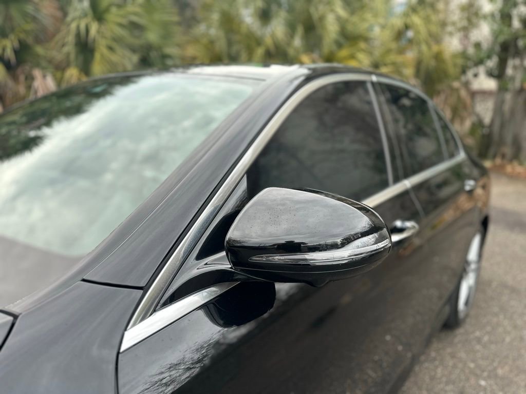 Used 2019 Mercedes-Benz E 300 w/ Premium 1 Package image 7