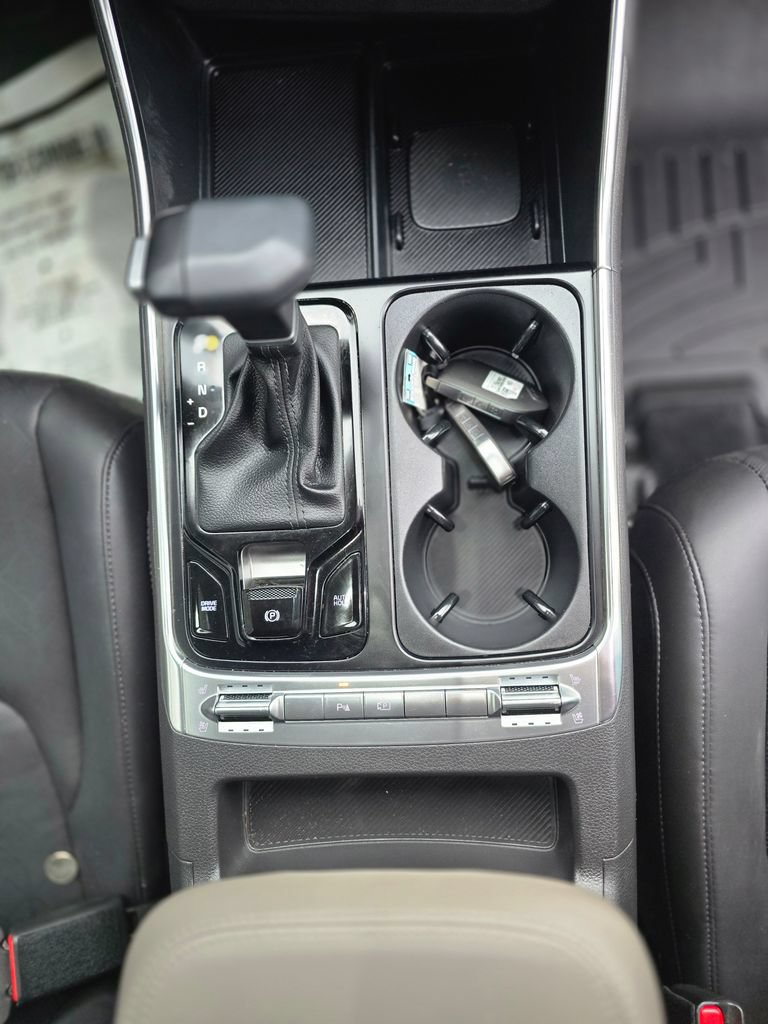 Certified 2026 Kia Carnival SX FWD image 13