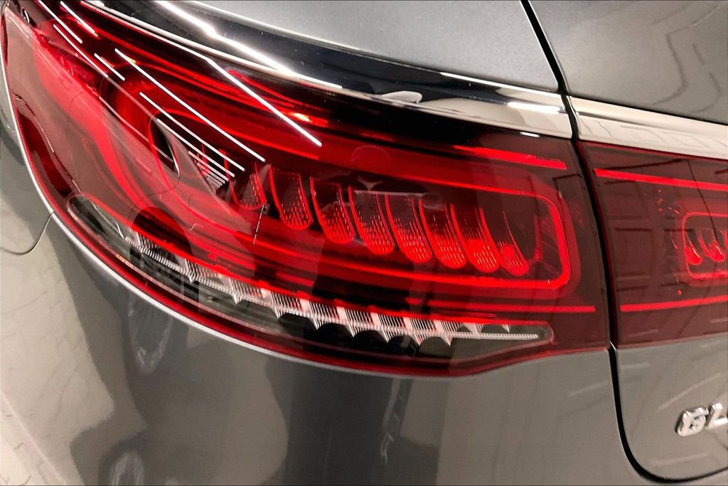 Certified 2022 Mercedes-Benz GLC 300 4MATIC Coupe image 24