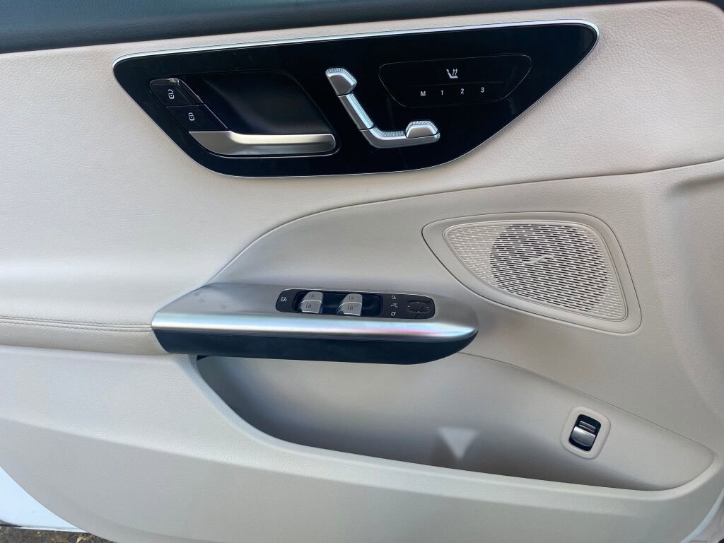 Certified 2023 Mercedes-Benz C 300 4MATIC Sedan image 10