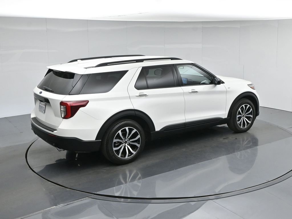 Used 2022 Ford Explorer ST-Line RWD image 47