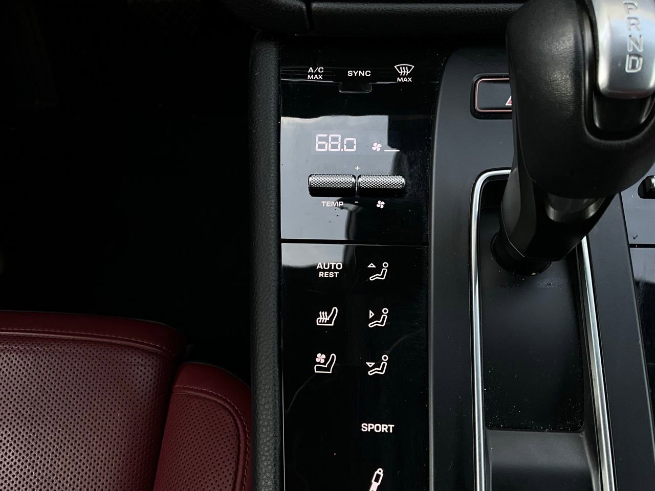 Used 2022 Porsche Macan S image 29