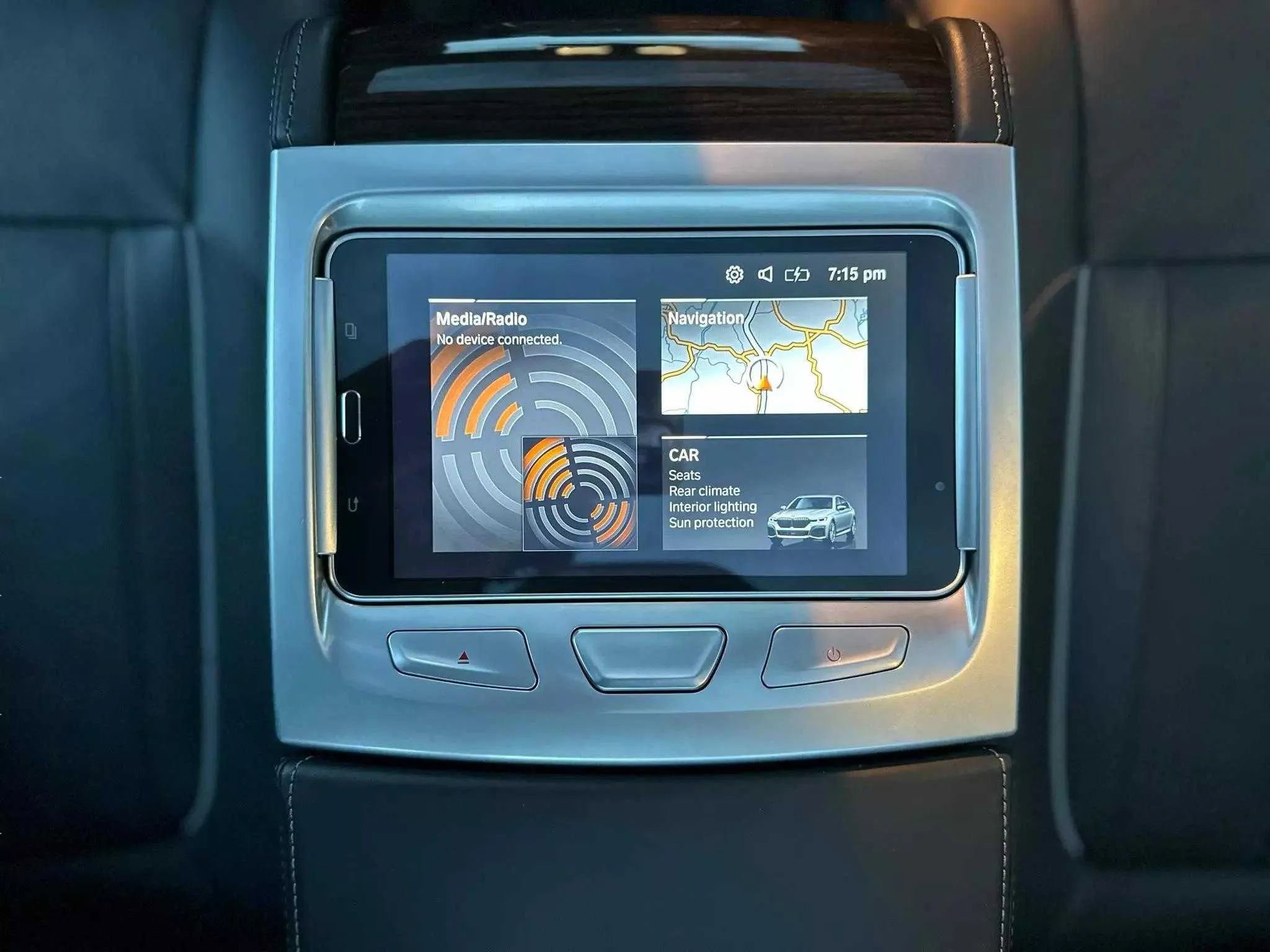 Used 2022 BMW 740i 740i Sedan 4D image 10