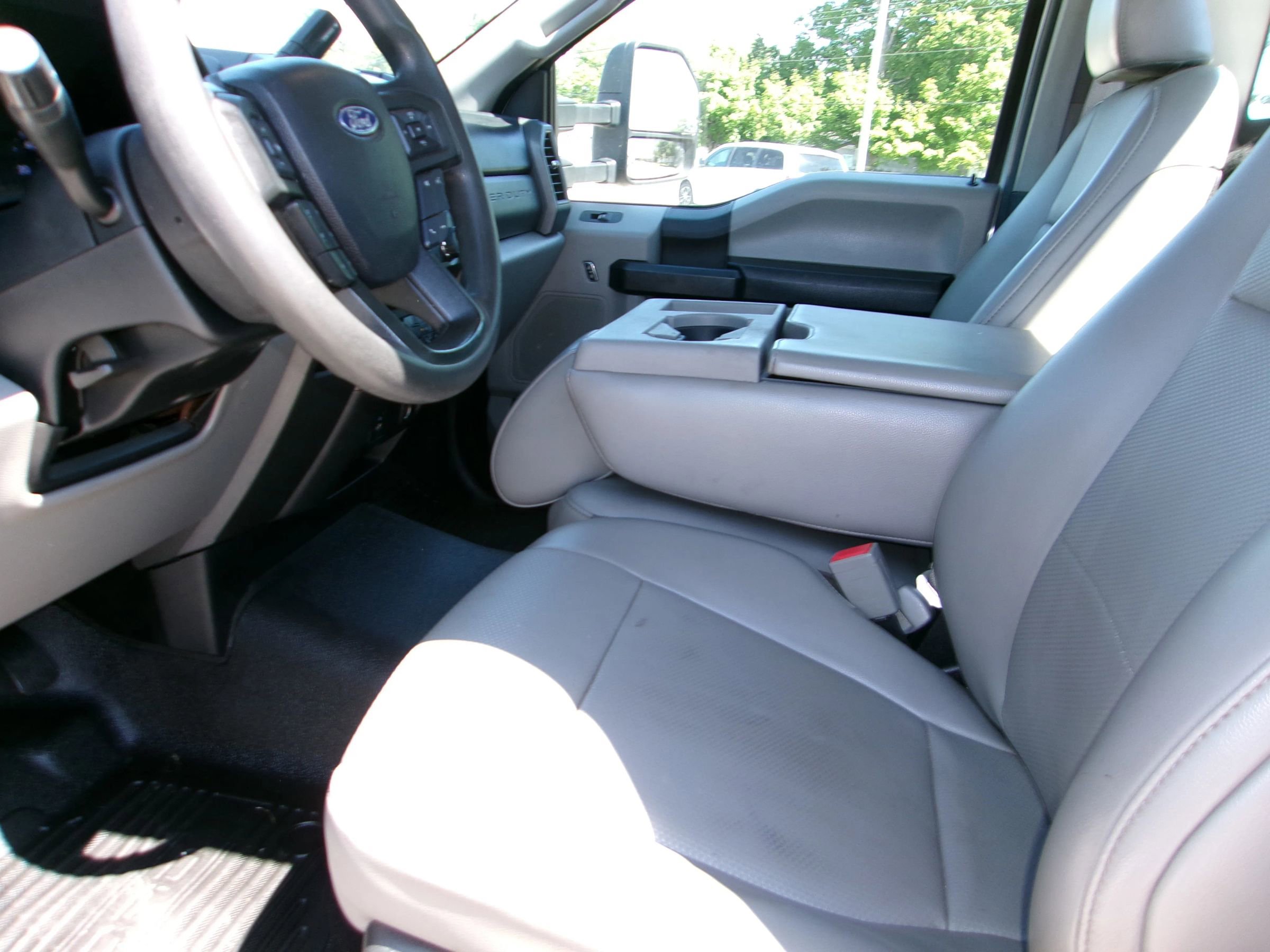 Used 2019 Ford F250 XL w/ XL Value Package image 6