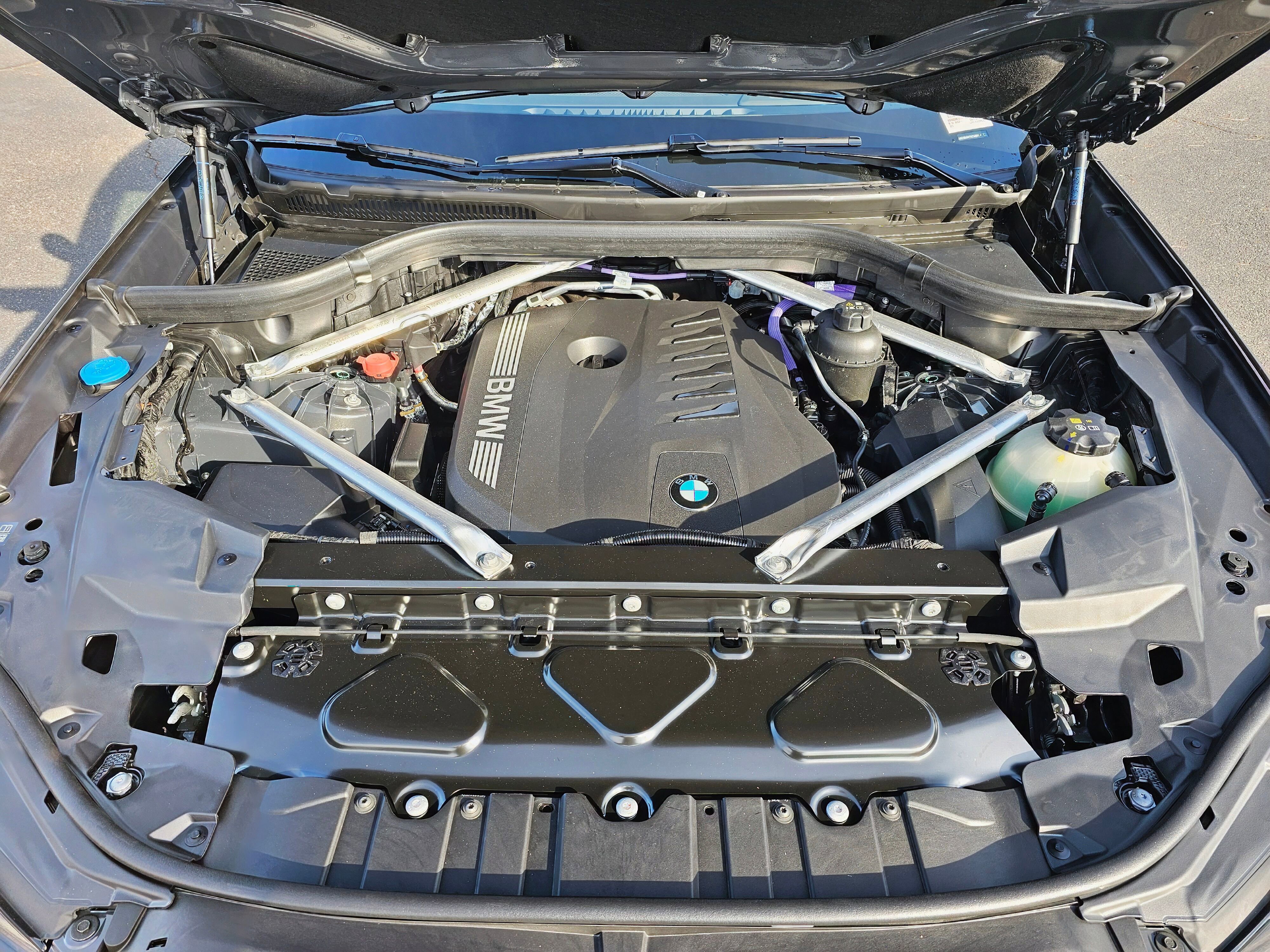 New 2026 BMW X5 xDrive40i w/ Executive Package image 9