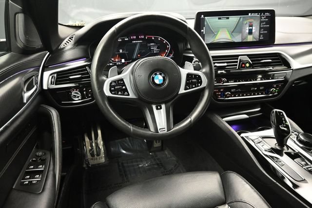Used 2021 BMW M550i xDrive w/ Dynamic Handling Package AWD/4WD image 13