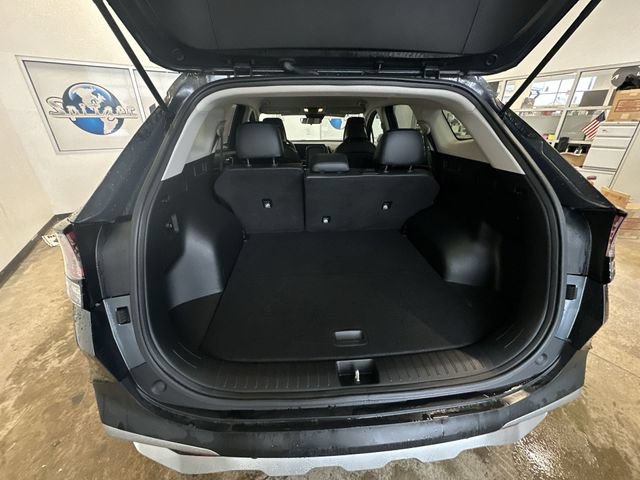 Used 2023 Kia Sportage EX FWD image 22