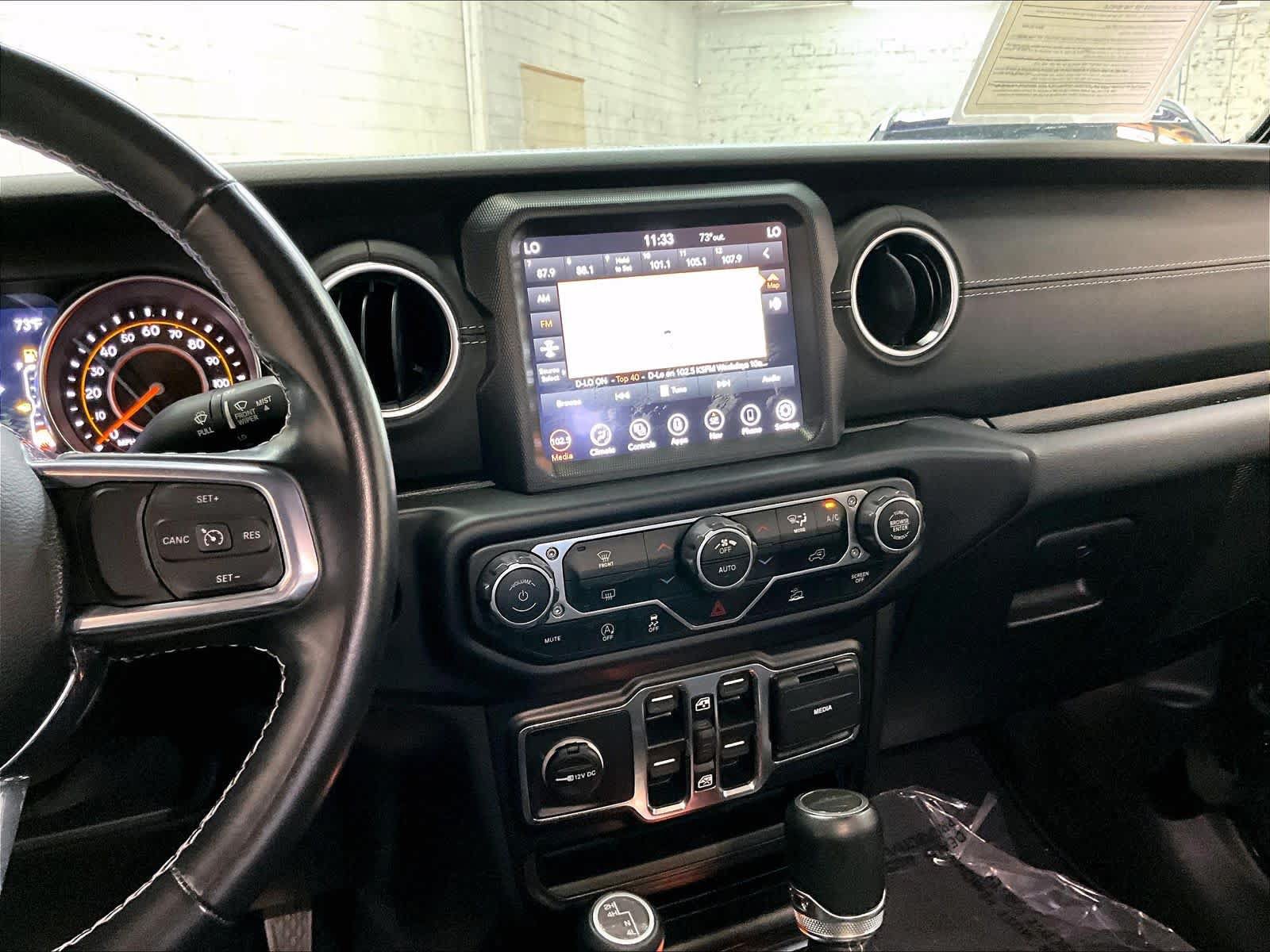 Used 2021 Jeep Gladiator Overland w/ Popular Equipment Package AWD/4WD image 9
