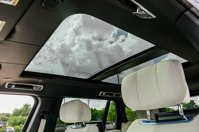 New 2026 Land Rover Range Rover Long Wheelbase Autobiography AWD/4WD image 4