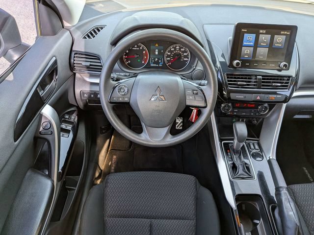 Used 2022 Mitsubishi Eclipse Cross LE FWD image 15