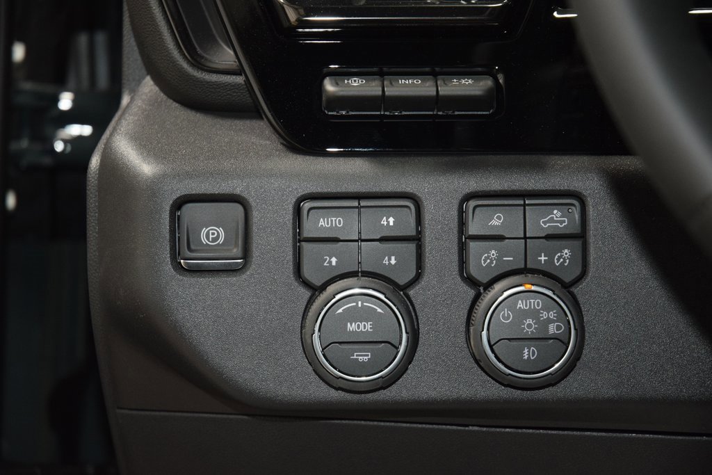 New 2026 Chevrolet Silverado 1500 ZR2 image 40