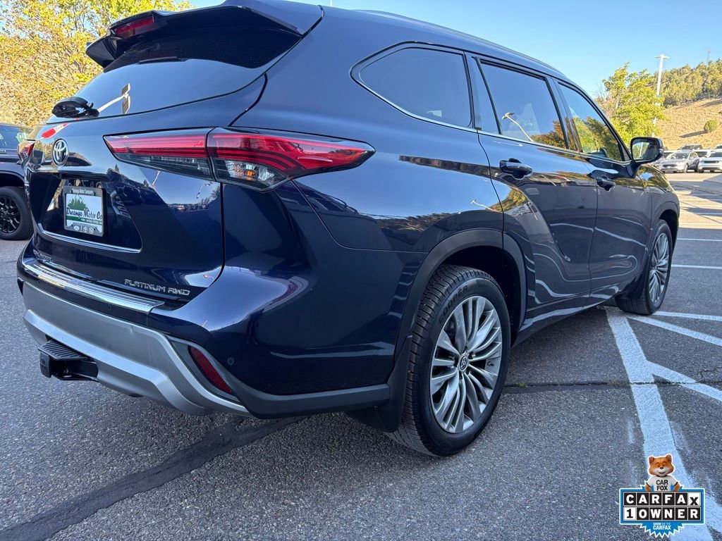 Certified 2021 Toyota Highlander Platinum AWD/4WD image 9