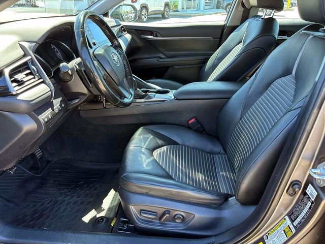 Used 2021 Toyota Camry SE w/ Cold Weather Package FWD image 8