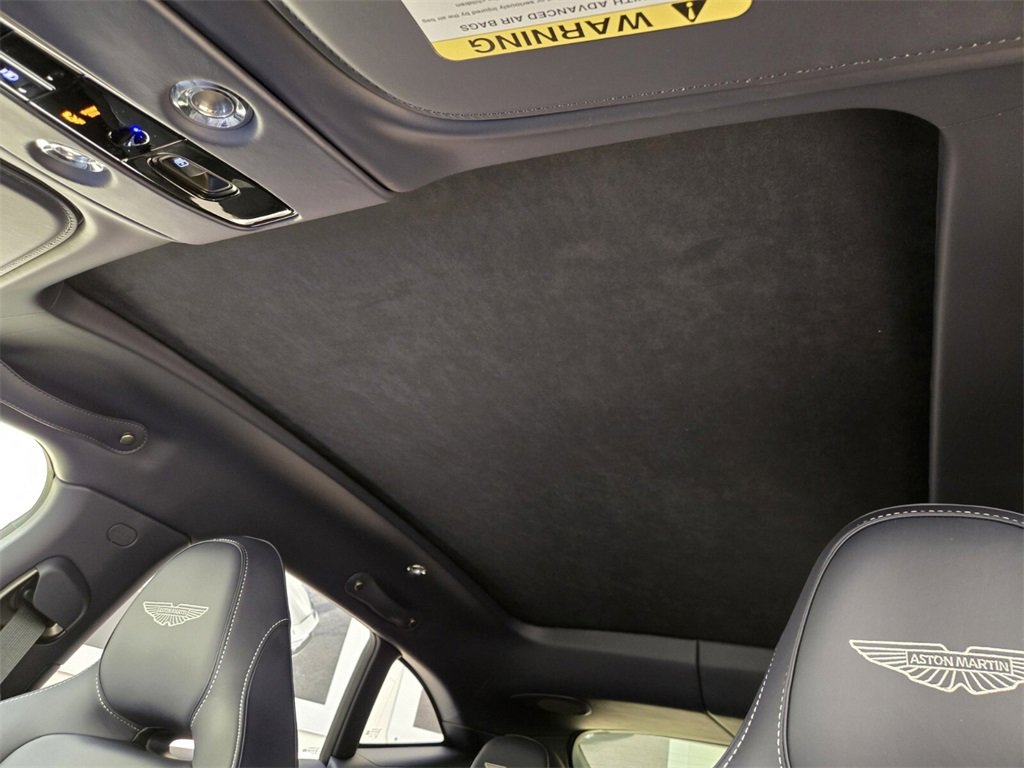 Used 2025 Aston Martin DBX 707 image 18