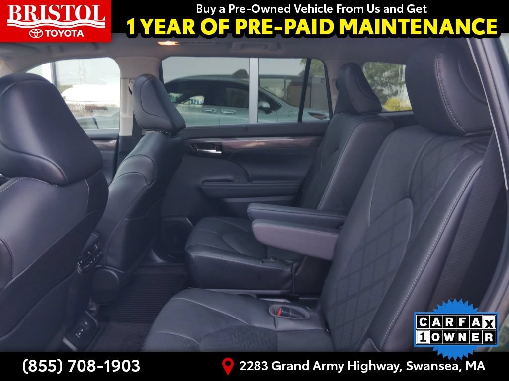 Used 2023 Toyota Highlander Platinum AWD/4WD image 17