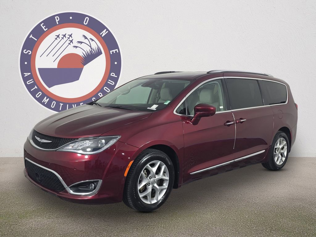 Used 2017 Chrysler Pacifica Touring-L Plus w/ Advanced Safetytec Group