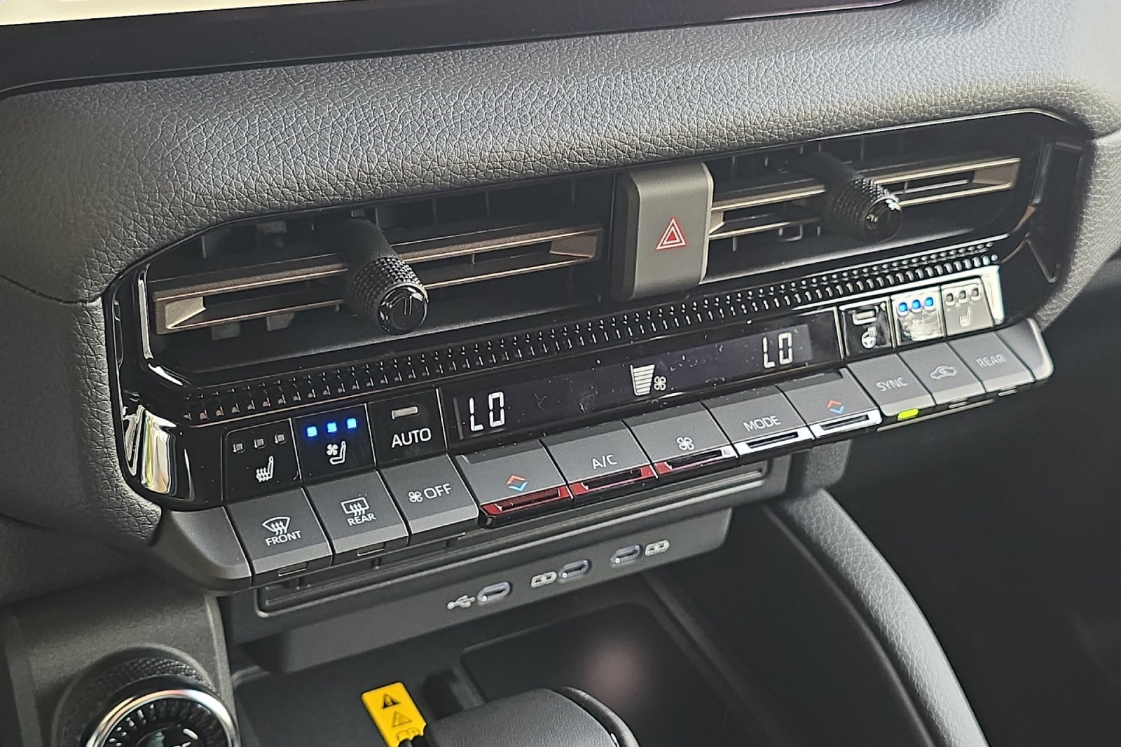 New 2027 Toyota Land Cruiser w/ Premium Package AWD/4WD image 18