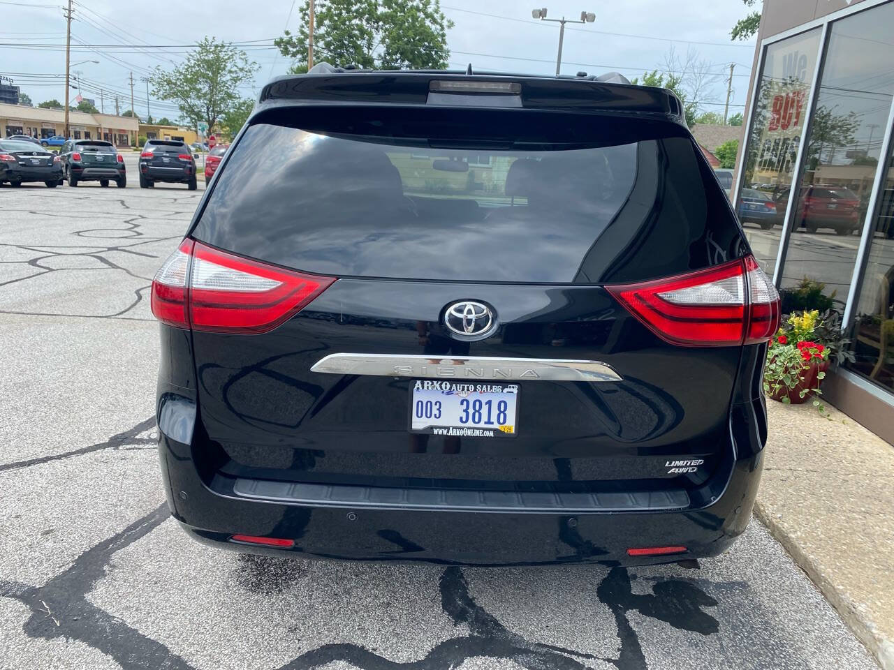 Used 2015 Toyota Sienna Limited Premium AWD/4WD image 9