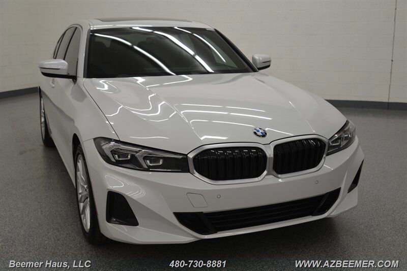 Used 2024 BMW 330i Sedan w/ Convenience Package RWD image 5