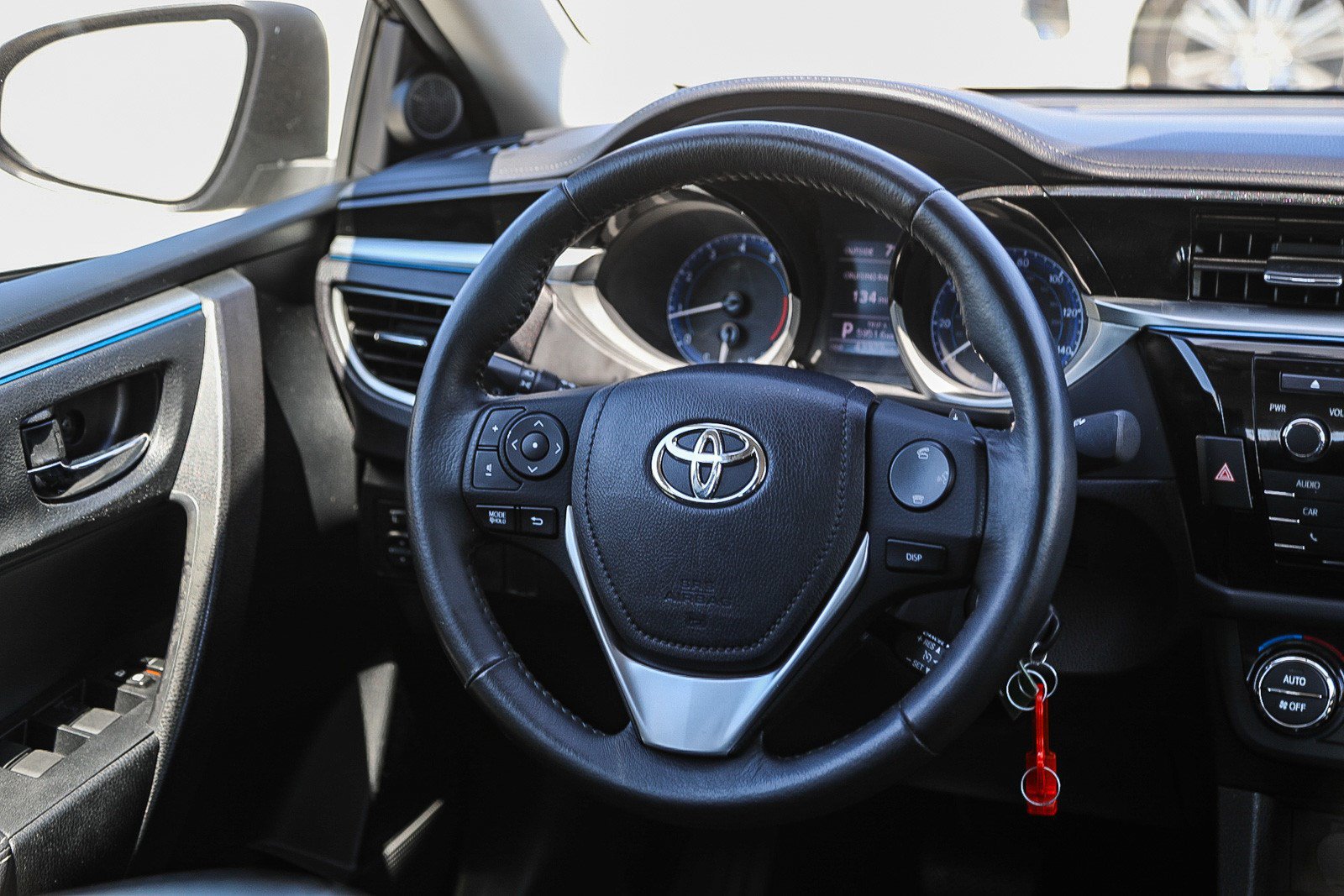 Used 2016 Toyota Corolla S FWD image 22
