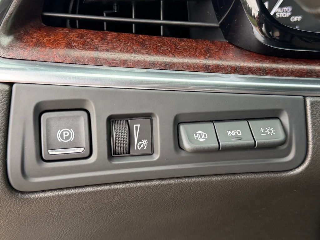 Used 2023 Cadillac XT5 Sportv w/ Technology Package AWD/4WD image 26