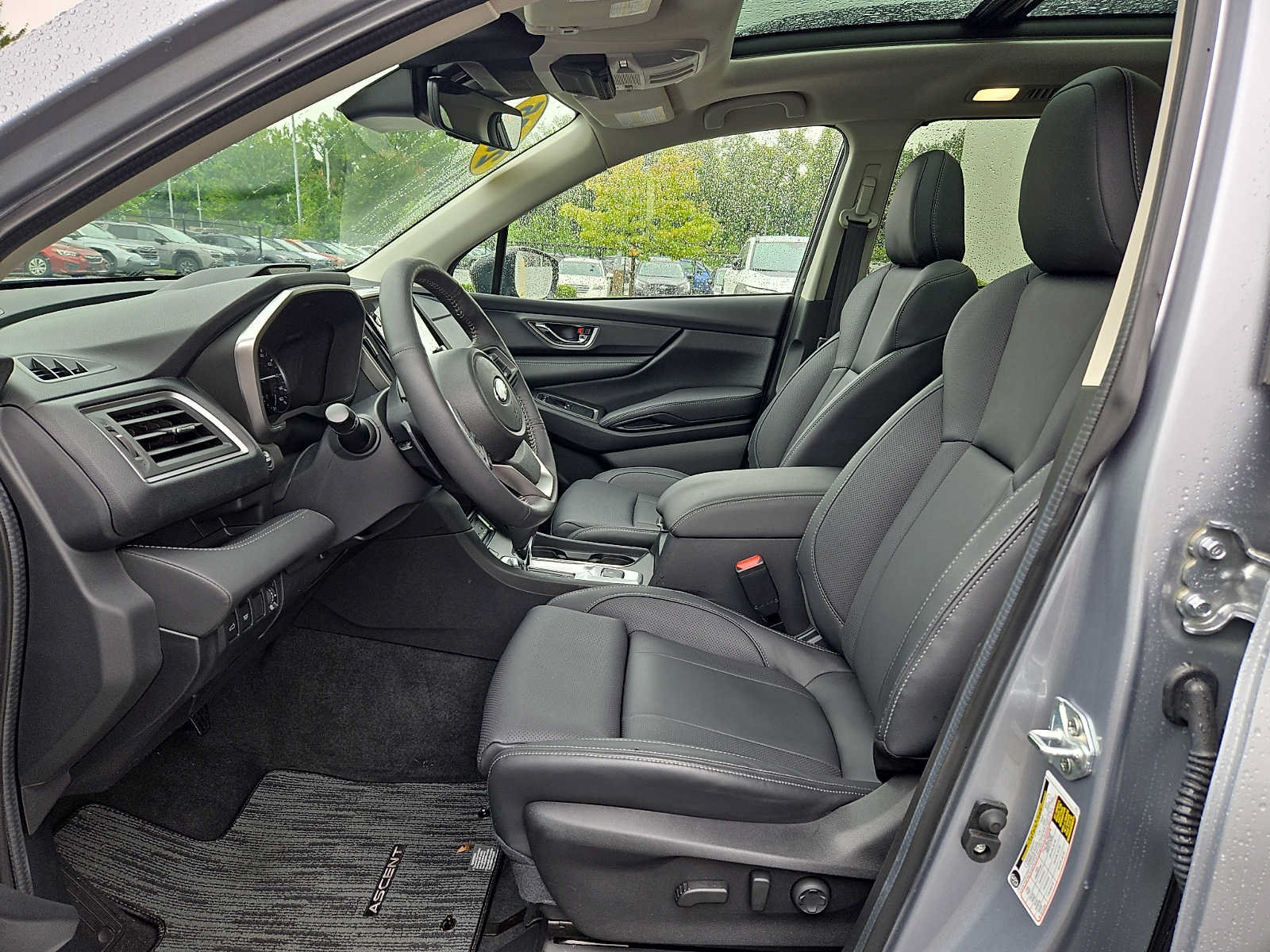 Used 2025 Subaru Ascent Limited AWD/4WD image 14