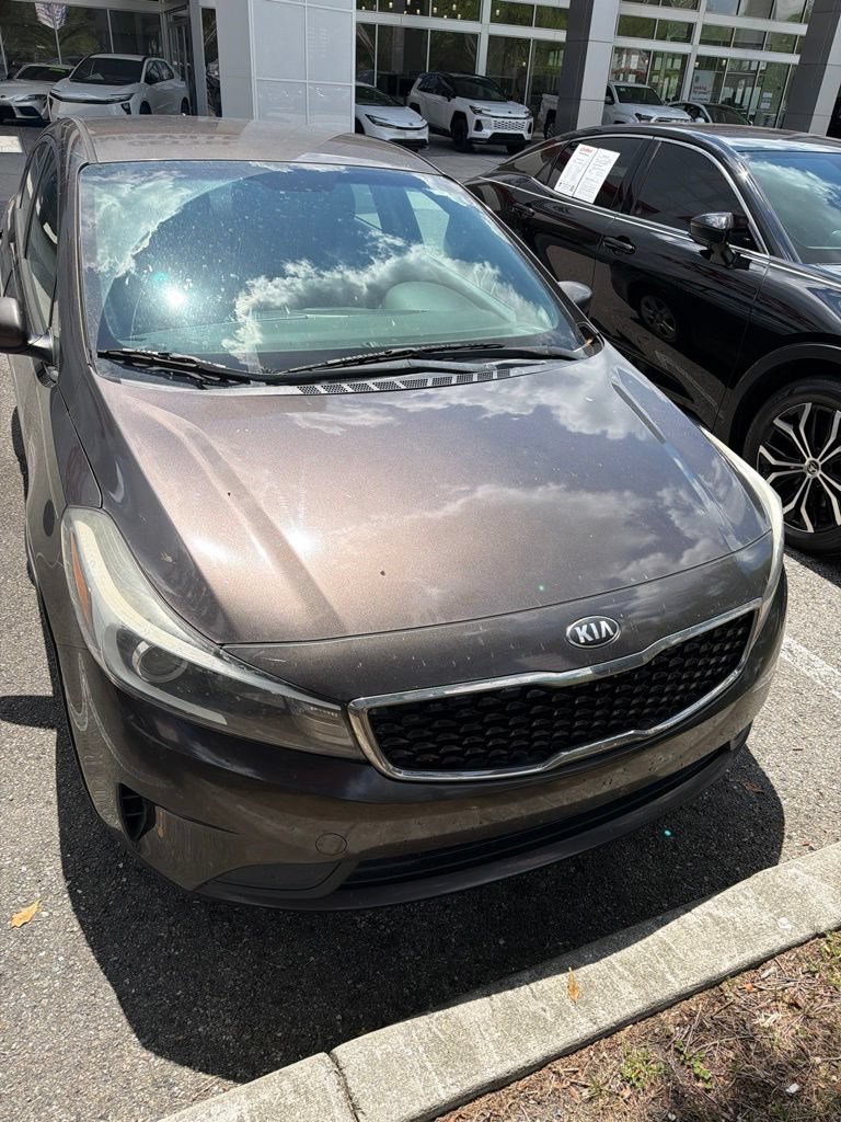 Used 2018 Kia Forte LX FWD image 1