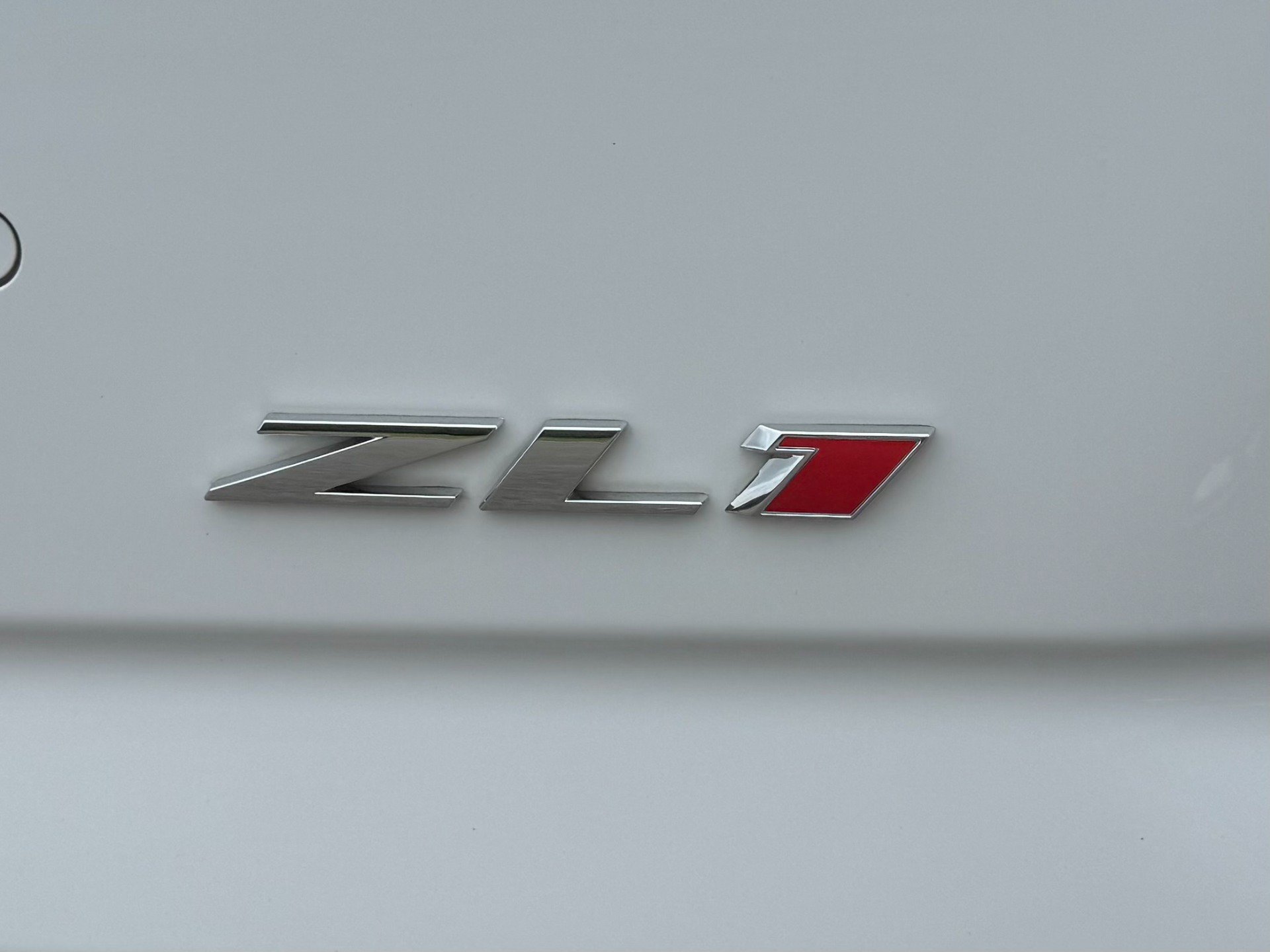 Used 2020 Chevrolet Camaro ZL1 RWD image 50