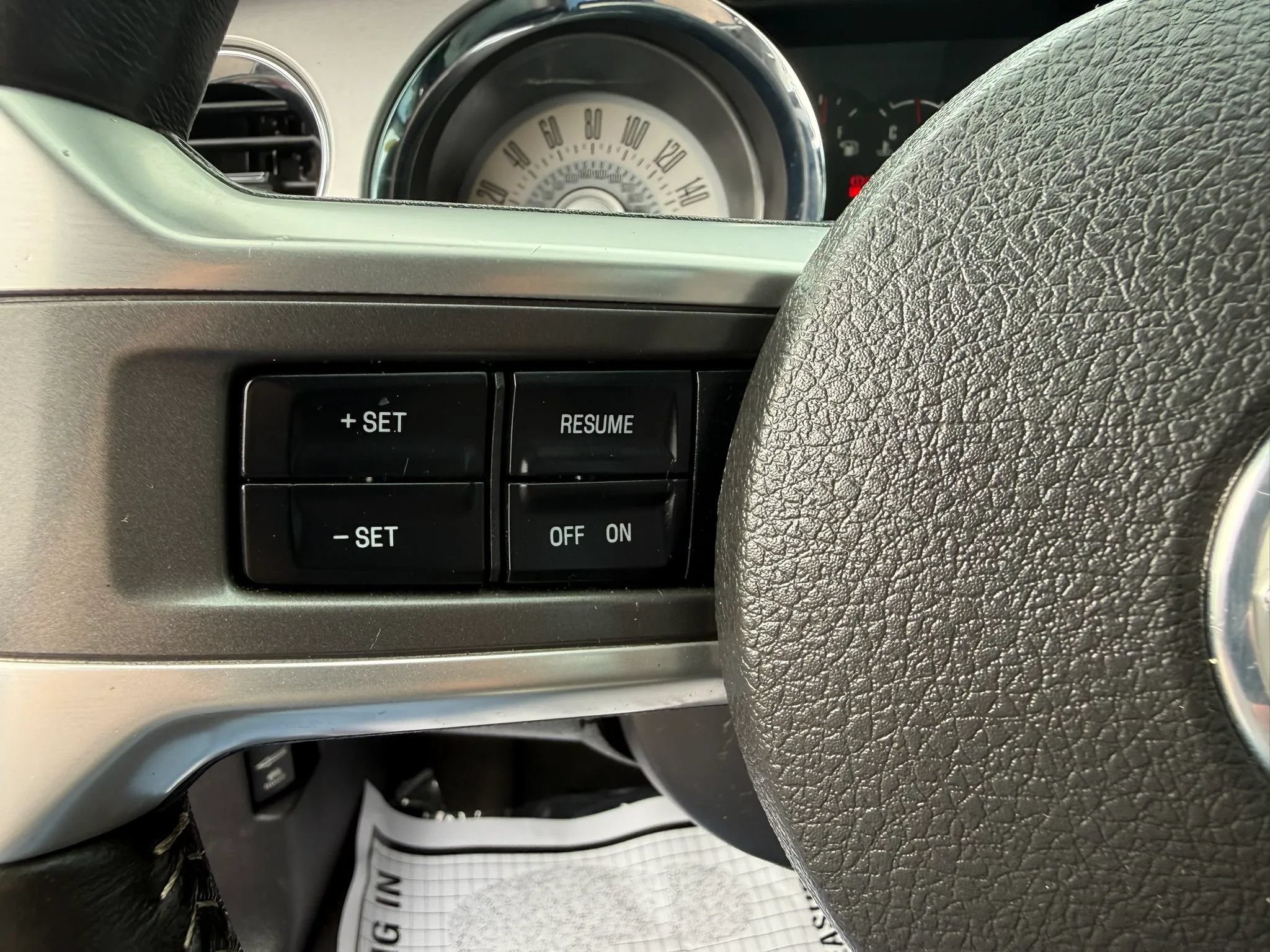 Used 2011 Ford Mustang Premium w/ 202A Rapid Spec Order Code RWD image 19