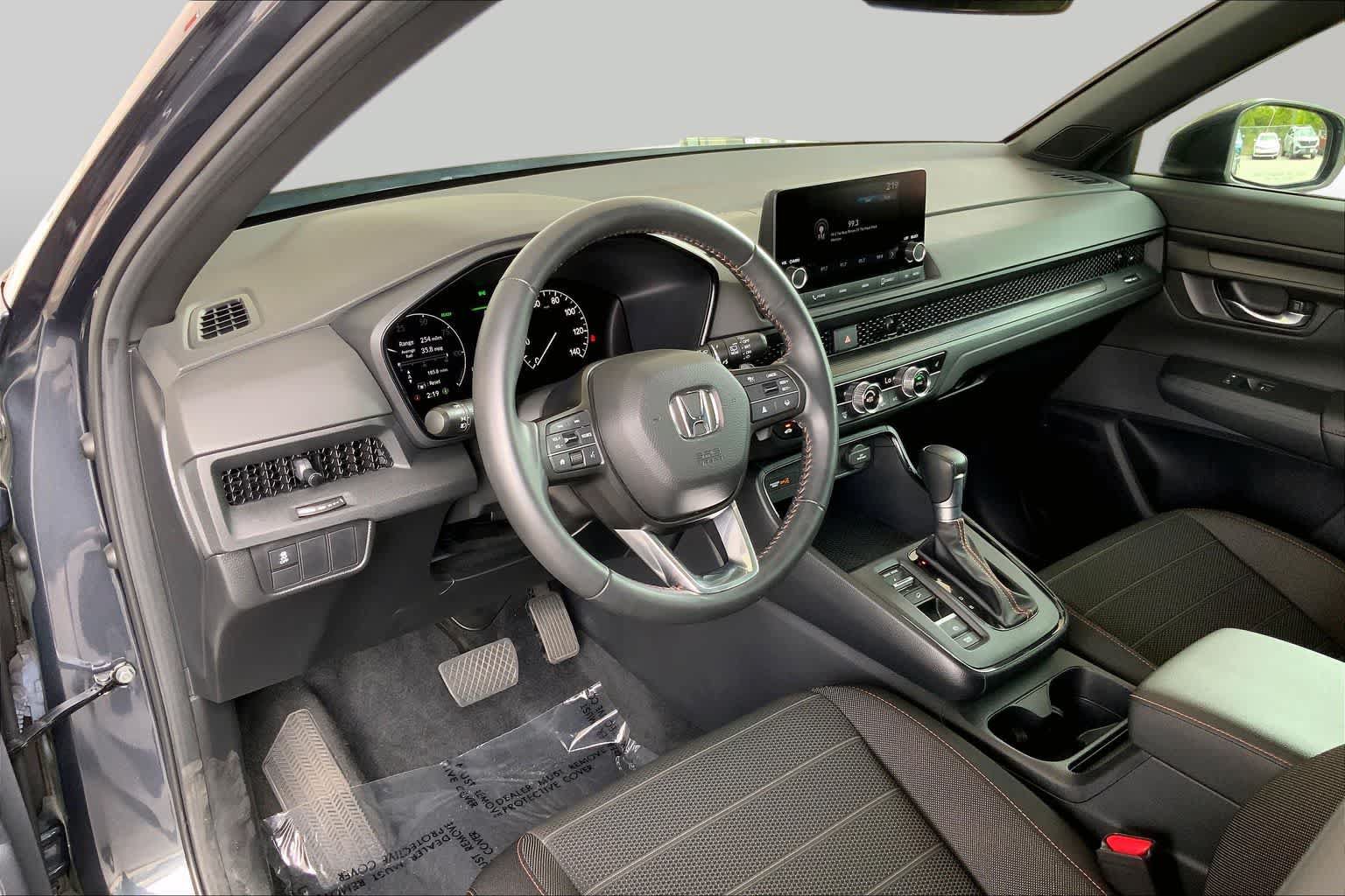Used 2024 Honda CR-V Sport image 18