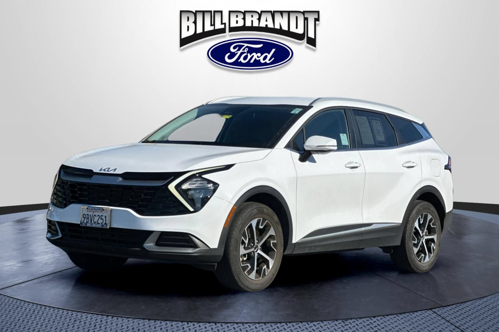 Used 2023 Kia Sportage EX AWD/4WD image 7