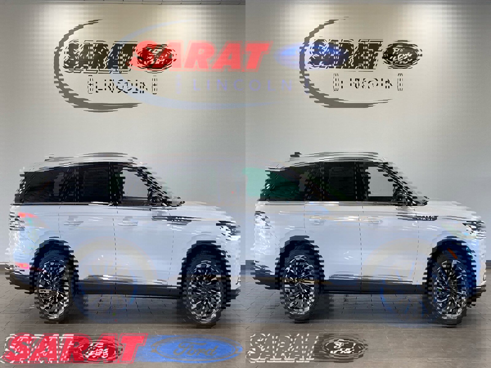 New 2026 Lincoln Aviator Reserve AWD/4WD image 8