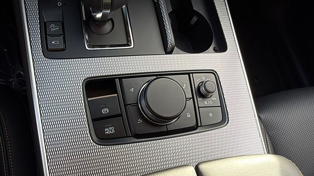 New 2026 MAZDA CX-90 Plug-In Hybrid w/ Premium Plus image 18