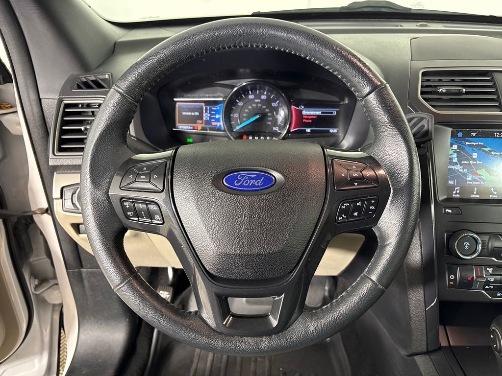Certified 2019 Ford Explorer XLT w/ Equipment Group 202A image 16