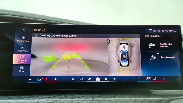 Used 2025 BMW 740i xDrive image 45