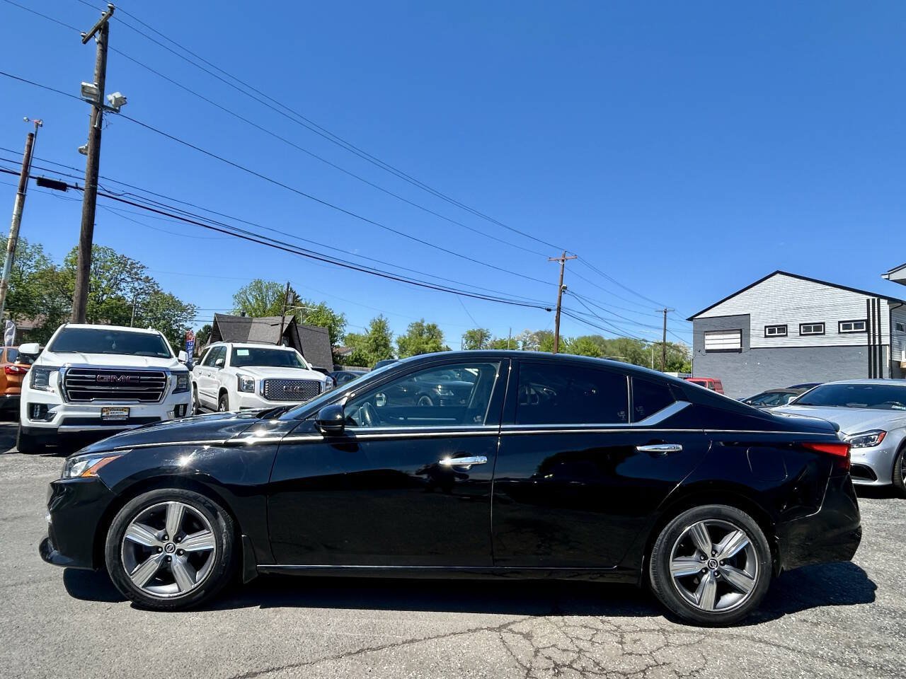 Used 2019 Nissan Altima 2.5 SV FWD image 4