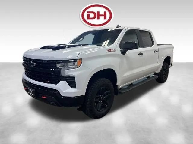 Used 2024 Chevrolet Silverado 1500 LT Trail Boss w/ Protection Package AWD/4WD image 7