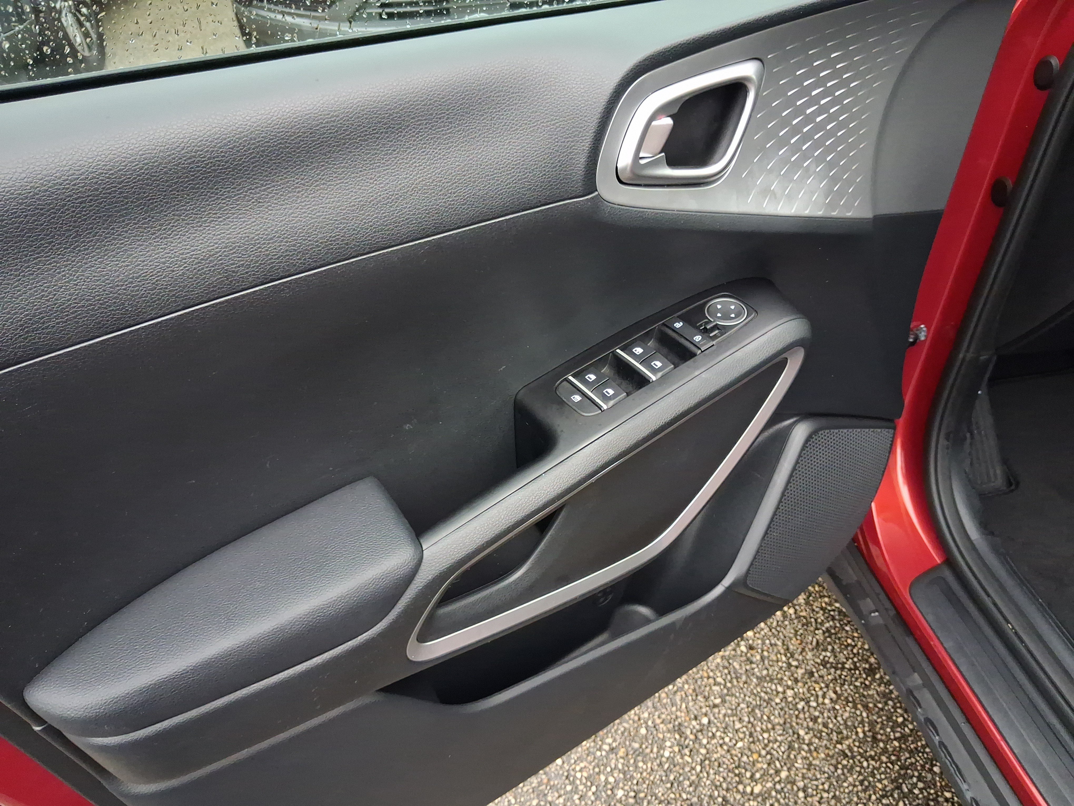 Used 2023 Kia Soul LX FWD image 13