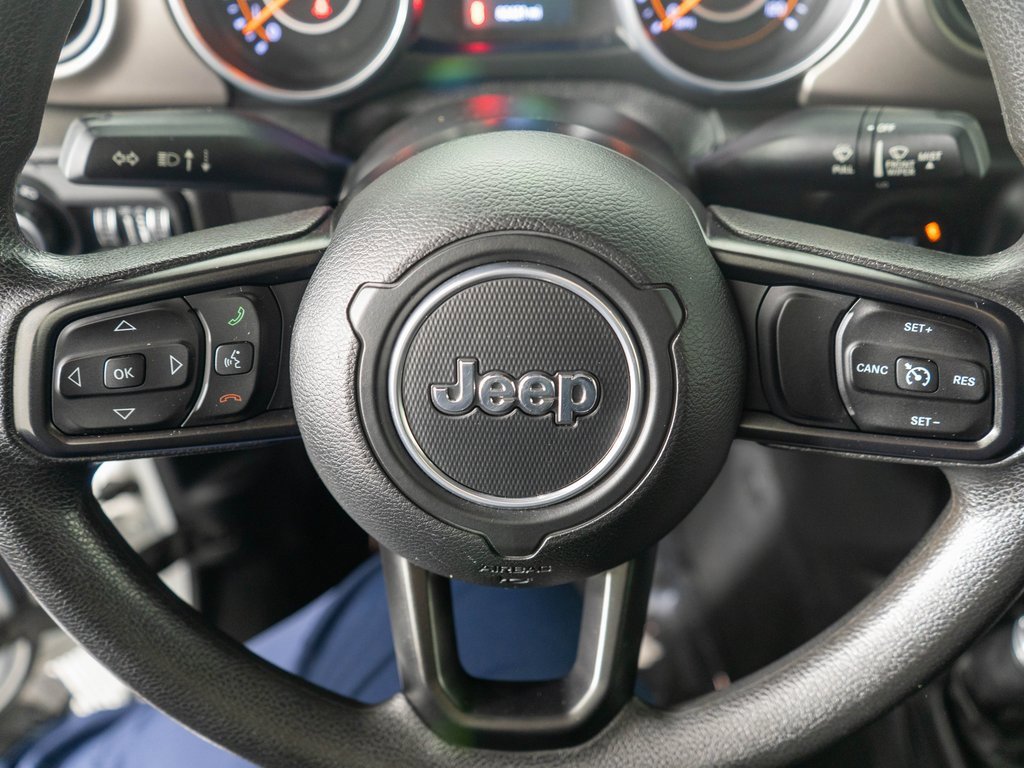 Used 2018 Jeep Wrangler Unlimited Sport image 14