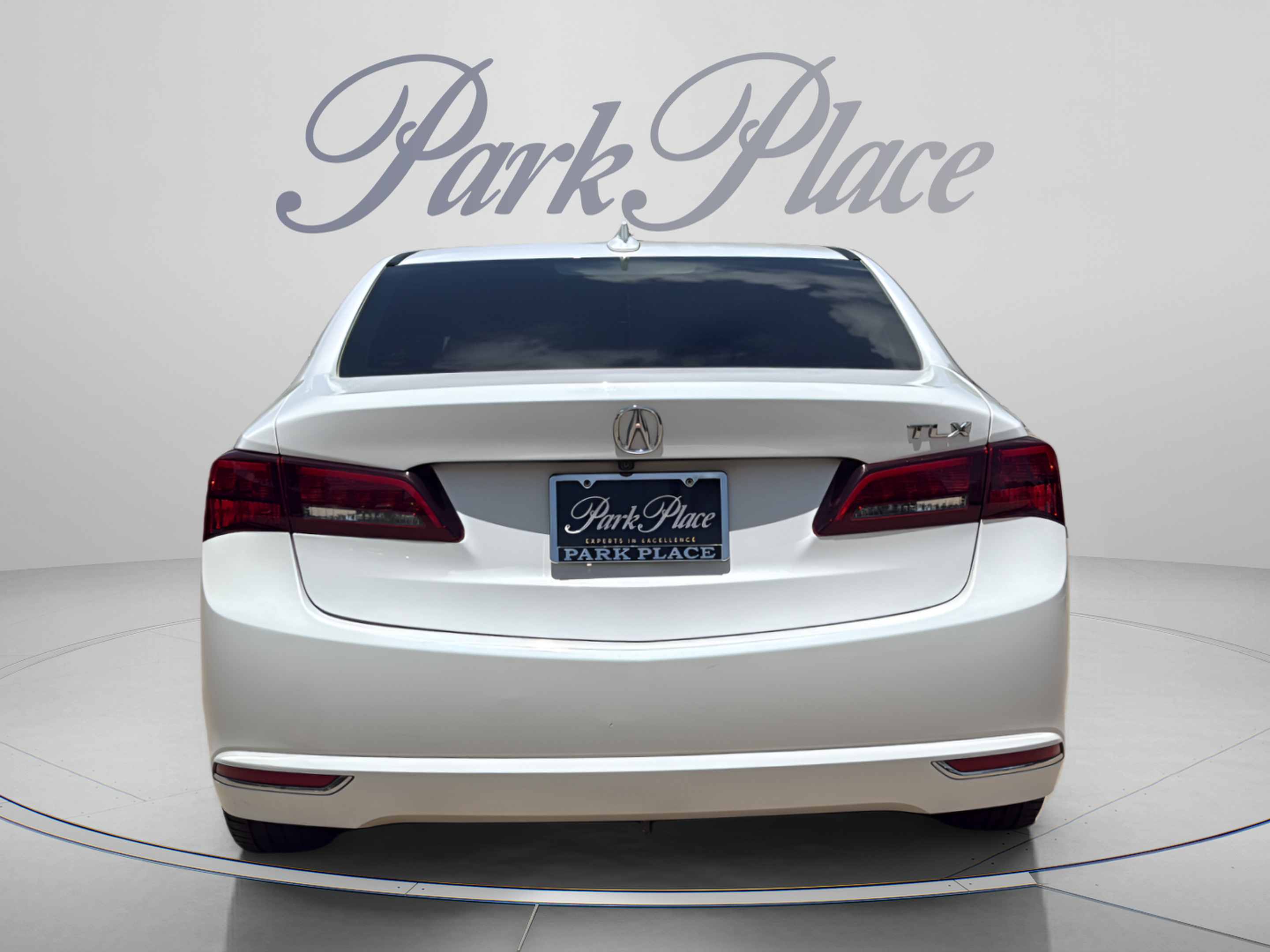 Used 2017 Acura TLX FWD image 4