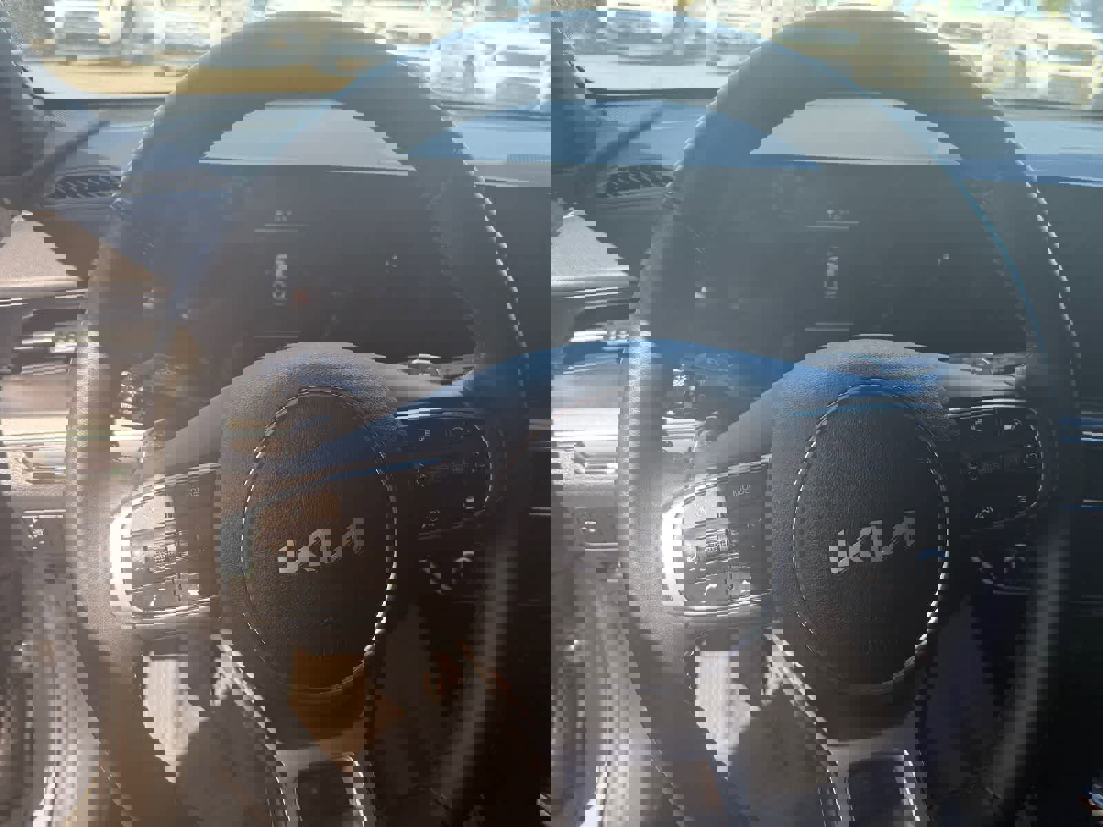 Used 2025 Kia K5 GT image 16