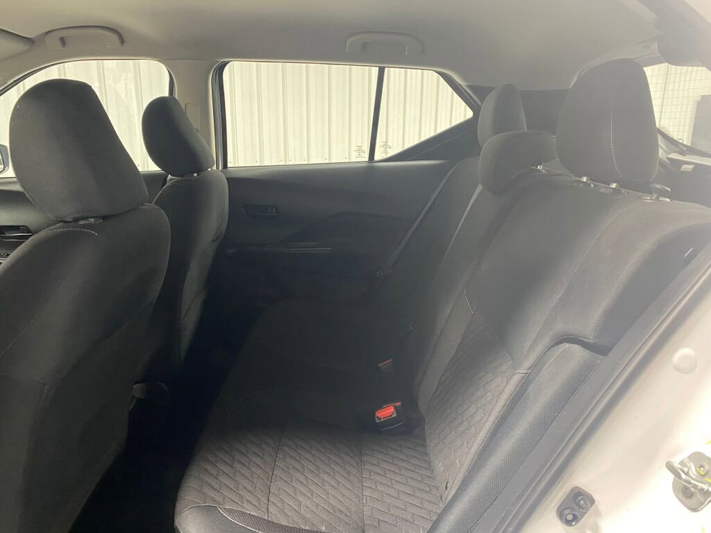 Used 2022 Nissan Kicks S image 6