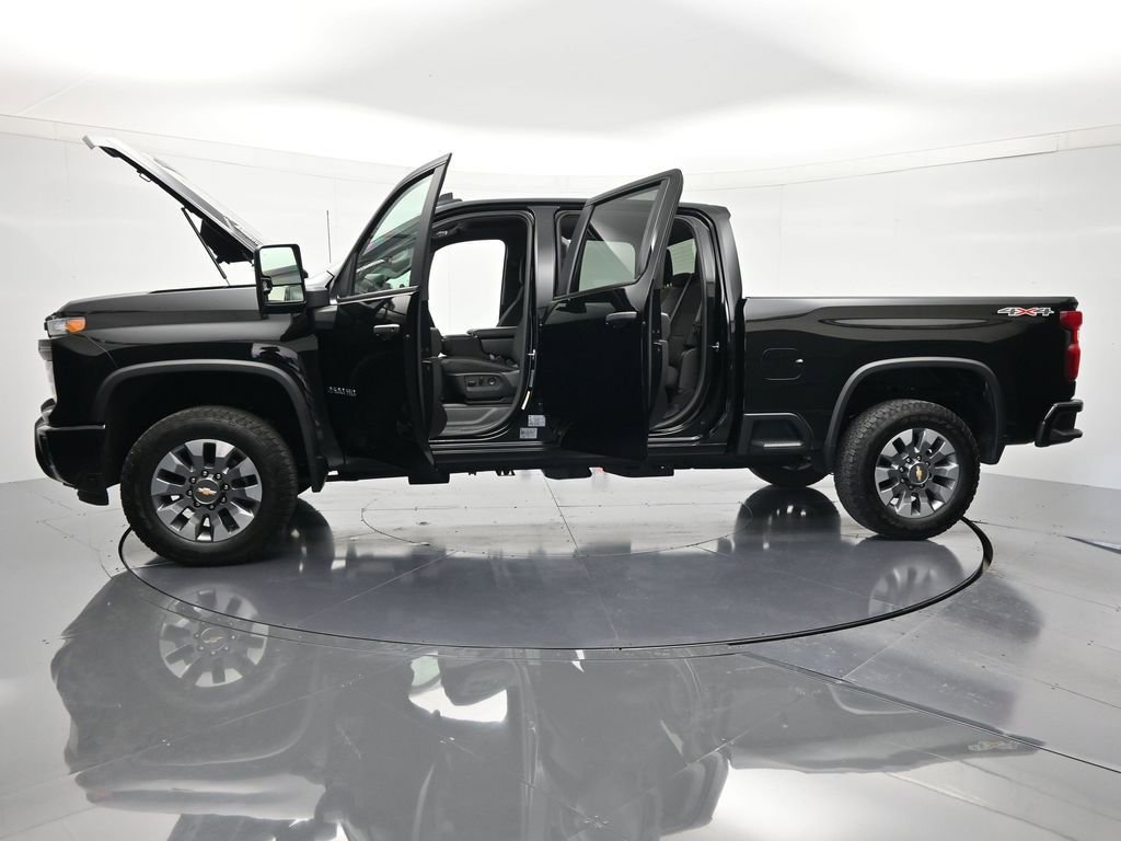 Used 2024 Chevrolet Silverado 2500 Custom w/ Custom Value Package AWD/4WD image 45