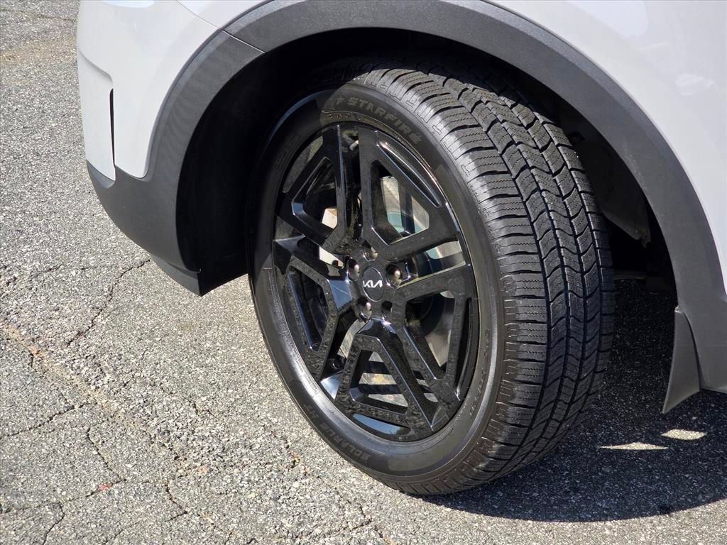 Used 2024 Kia Telluride EX X-Line image 27