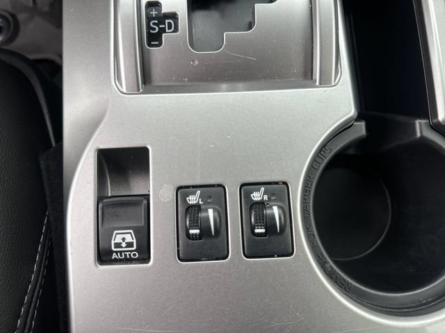 Used 2023 Toyota 4Runner SR5 Premium RWD image 17