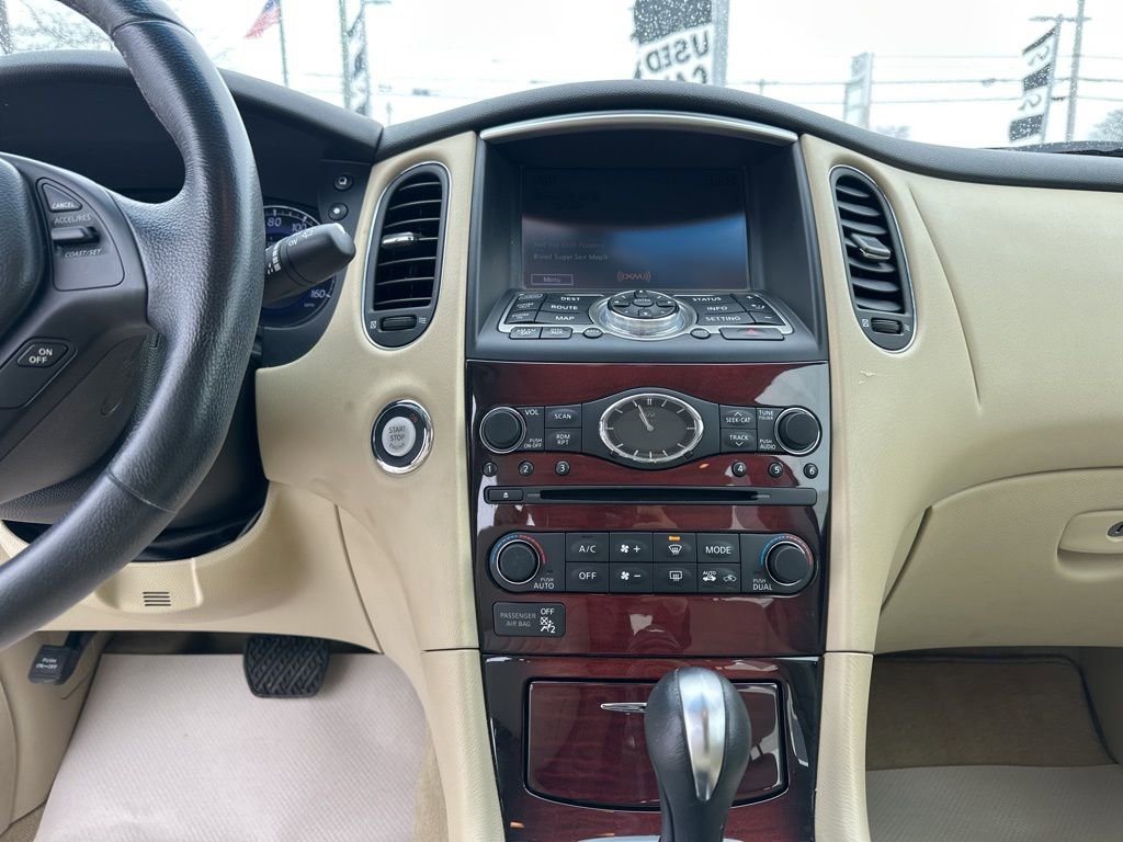 Used 2017 INFINITI QX50 AWD w/ Premium Plus Package image 50