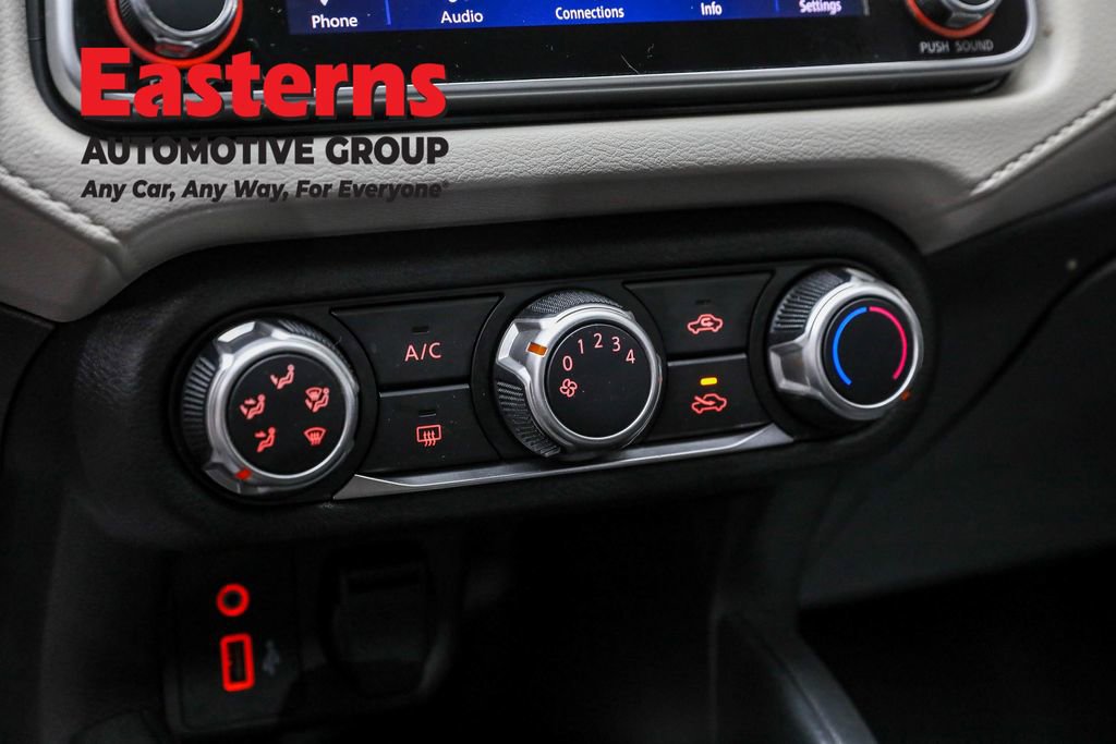 Used 2021 Nissan Versa SV image 20