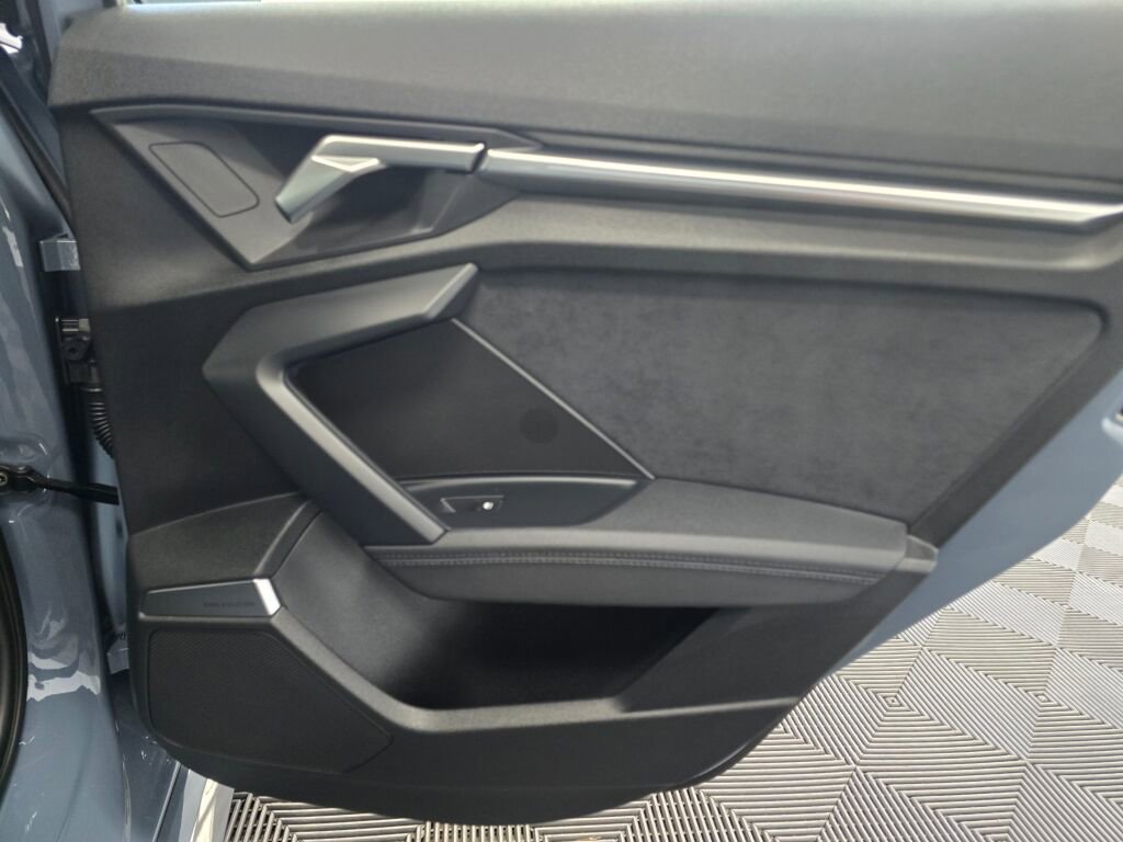 Used 2024 Audi RS 3 image 22