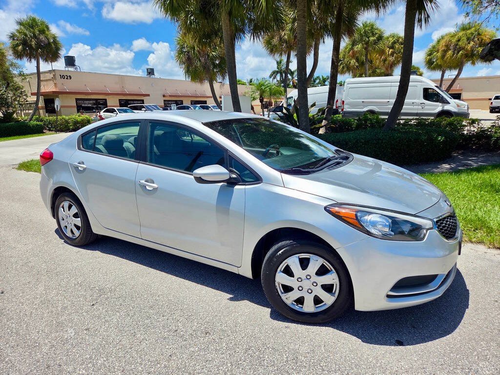 Used 2014 Kia Forte LX FWD image 10